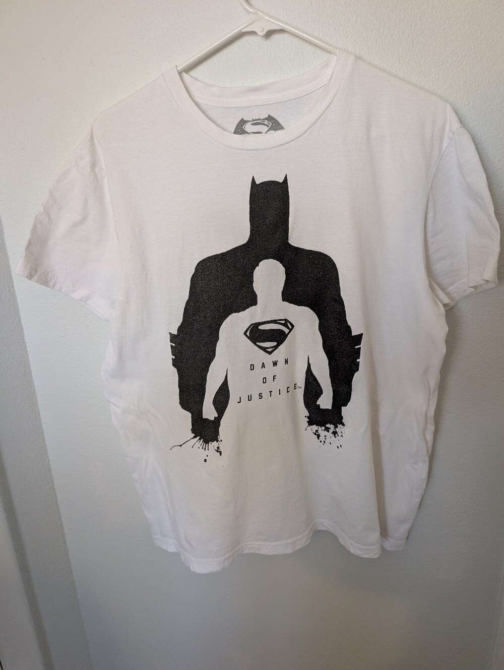DC Comics White Short Sleeve Dawn of Justice Silhouette Tee